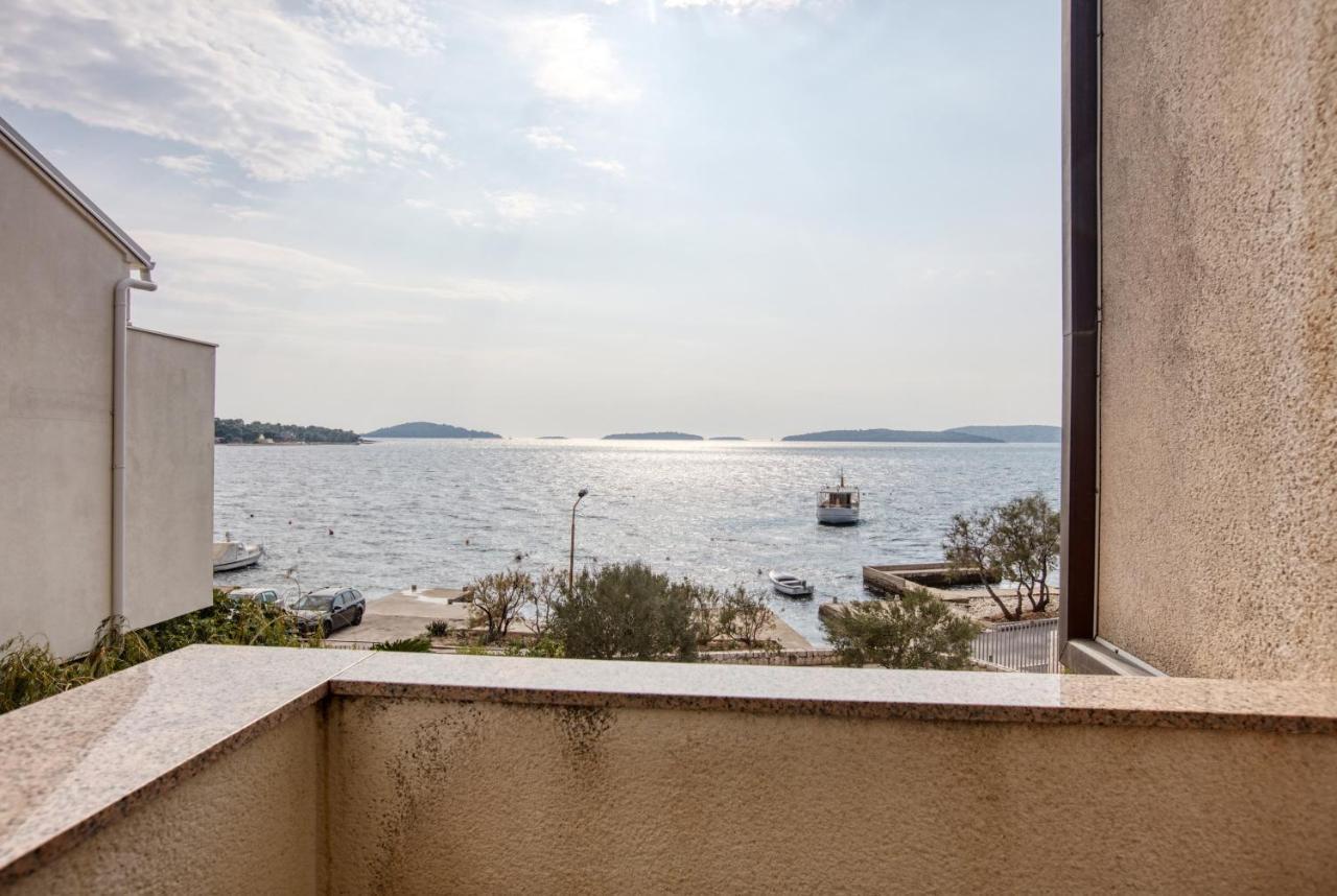 Apartments By The Sea Brodarica, Sibenik - 13615 Exterior foto